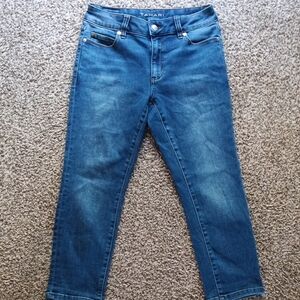 Tahari Denim Blue Cropped Jeans